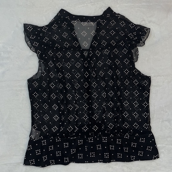 WORTHINGTON Sheer Dot Pattern Button Up Flowy Ruffle Shoulder Cap Sleeve Blouse - Picture 4 of 4